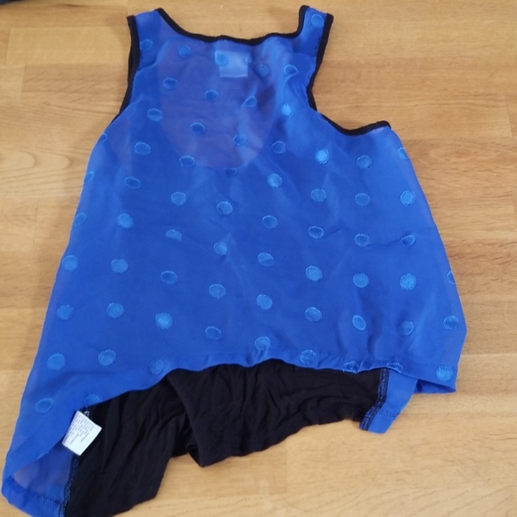 Two-toned tank top - Picture 2 of 4